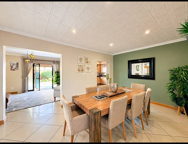 4 BEDROOM FREESTANDING FOR SALE IN SUNAIR PARK